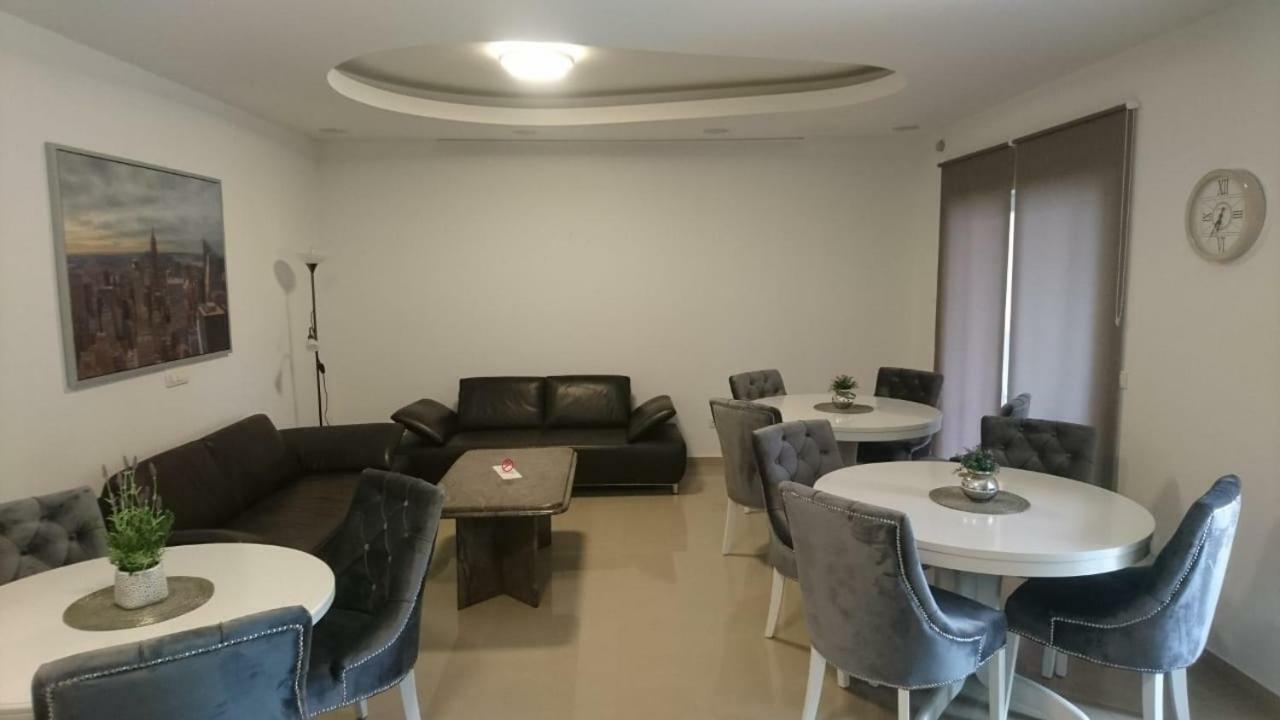 Apartment Dalmatien Traumhaus 마카르스카 외부 사진